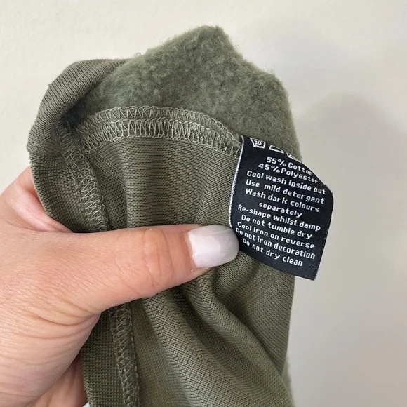 Alphalete Tactical Army Cropped Hoodie Size Medium - Picture 11 of 11